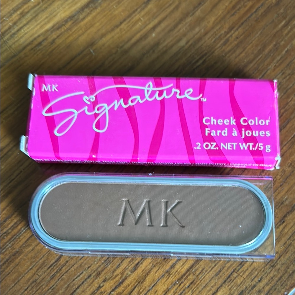 NIB Retired Mary Kay Signature Cheek Color Burnished Bronze